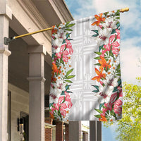 Hawaii Tropical Twist Lei Garden Flag Hawaiian Flag Motif