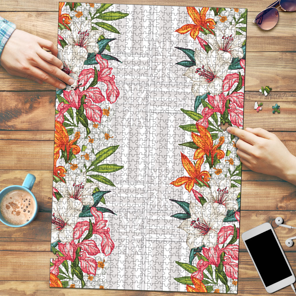 Hawaii Tropical Twist Lei Puzzle Hawaiian Flag Motif