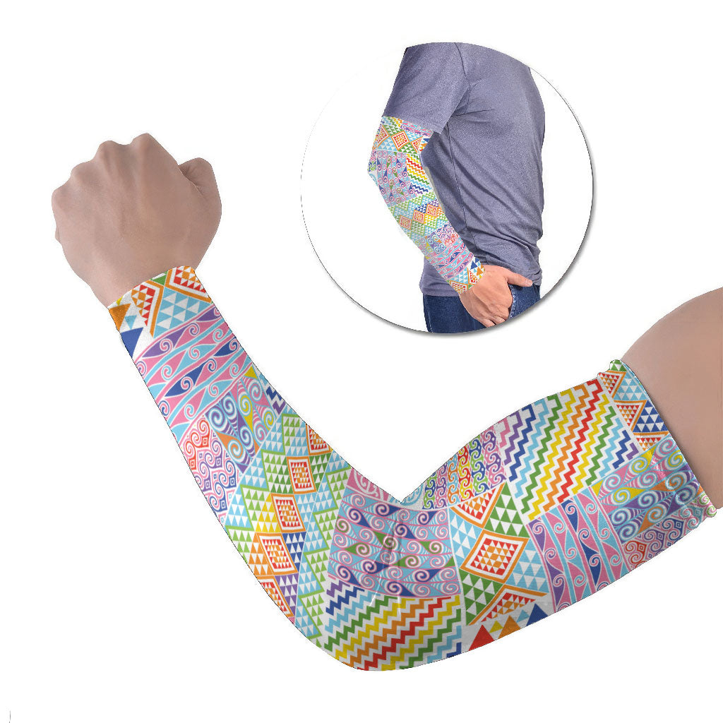 Aotearoa Kowhaiwhai Taniko Patchwork Rainbow Motifs Arm Sleeves LT9 Set of 2 Rainbow - Polynesian Pride
