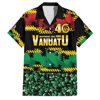 Vanuatu 46th Year Anniversary Family Matching Off Shoulder Maxi Dress and Hawaiian Shirt 30 July 1980 Hibiscus Seamless Pattern