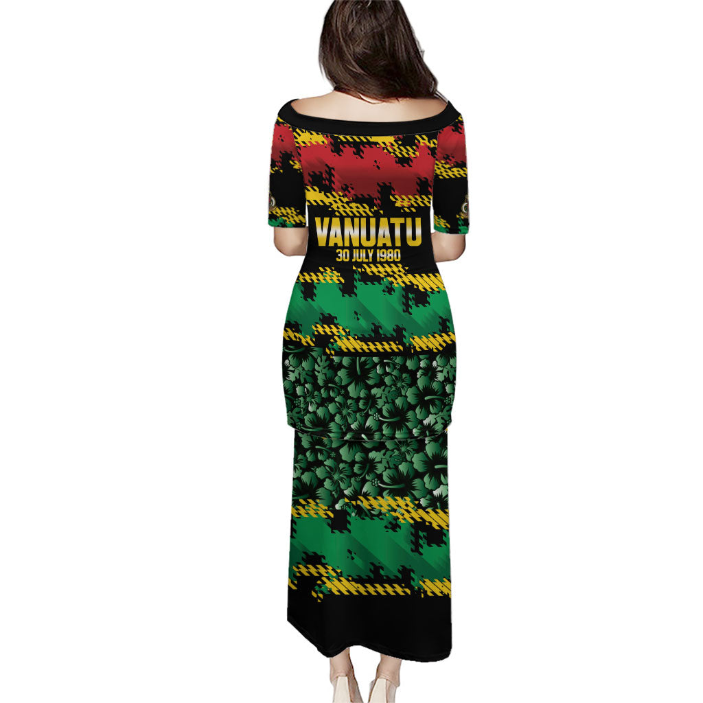 Vanuatu 46th Year Anniversary Puletasi 30 July 1980 Hibiscus Seamless Pattern