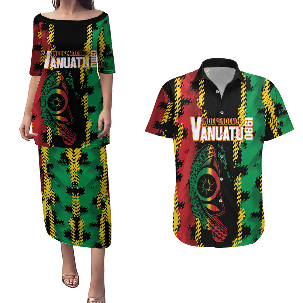 Vanuatu 46th Year Anniversary Couples Matching Puletasi and Hawaiian Shirt Tamtam Slit Drums Long God Yumi Stanap LT9 Black - Polynesian Pride