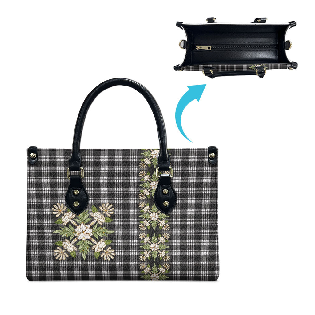 Pauli Hawai'i Palaka Squares Maile Leaf Leather Bag Flowers Hawaiian Quilt Patterns