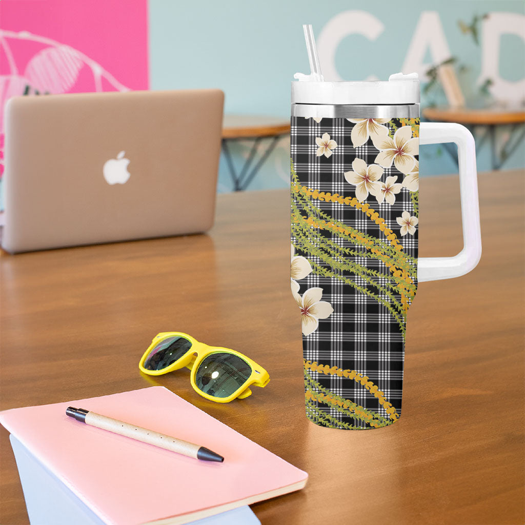 Ele'ele Hawai'i Palaka Plumeria Tumbler With Handle Puakenikeni and Maile Lei