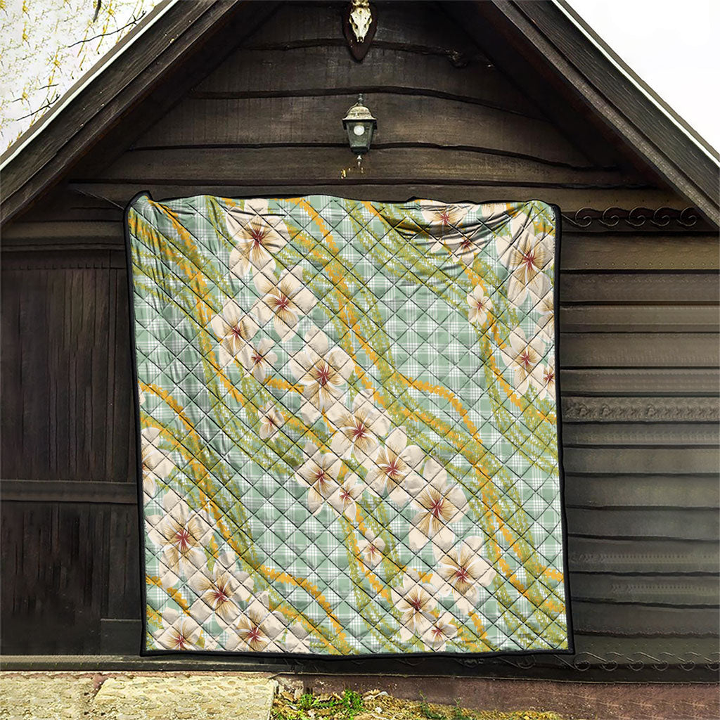 Liko Kukui Hawai'i Palaka Plumeria Quilt Puakenikeni and Maile Lei