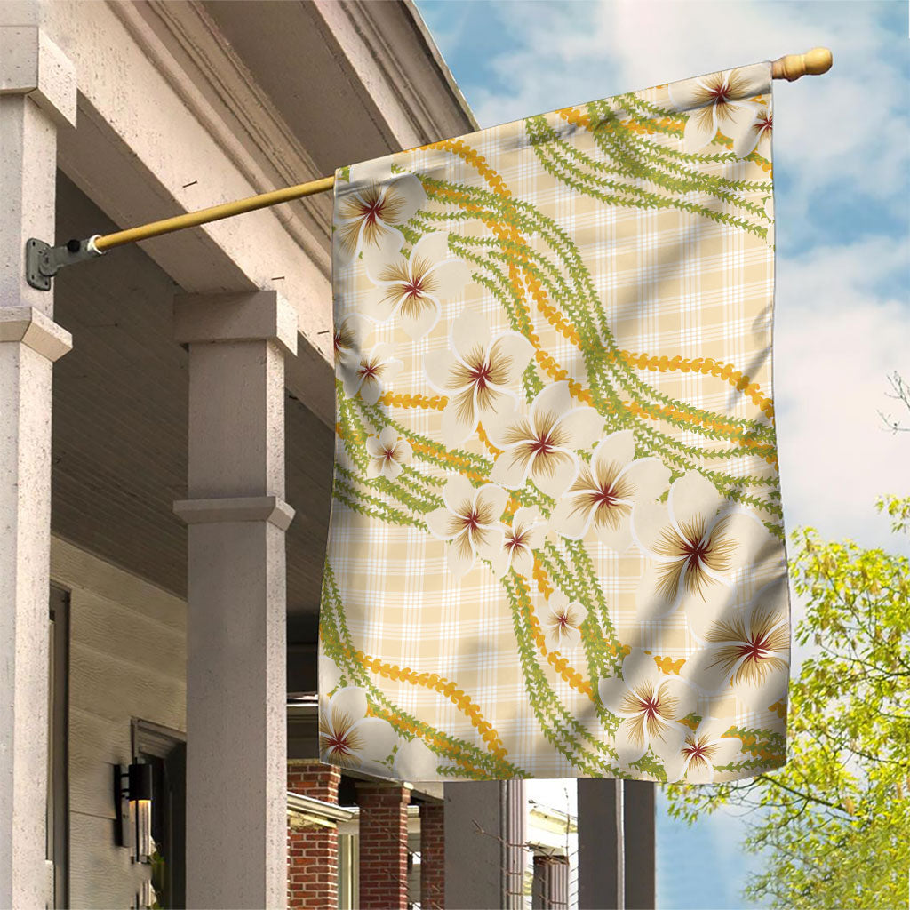 Melemele Ahiahia Hawai'i Palaka Plumeria Garden Flag Puakenikeni and Maile Lei