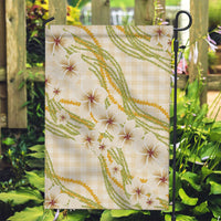 Melemele Ahiahia Hawai'i Palaka Plumeria Garden Flag Puakenikeni and Maile Lei