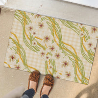 Melemele Ahiahia Hawai'i Palaka Plumeria Rubber Doormat Puakenikeni and Maile Lei