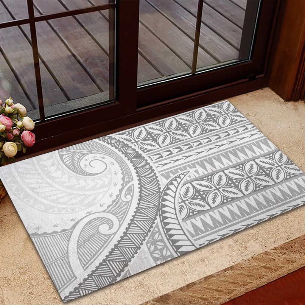 Polynesian White Sunday Rubber Doormat Lotu Tamaiti Melanesian Pattern LT9 - Polynesian Pride