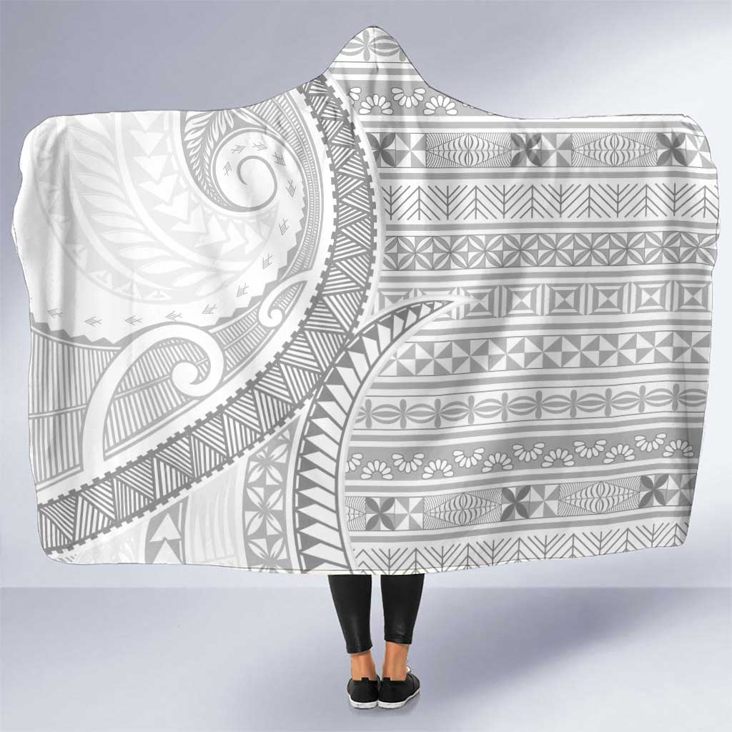 Tokelau White Sunday Hooded Blanket Lotu Tamaiti Ngatu Tokelau Feletoa Manulua LT9 One Size White - Polynesian Pride