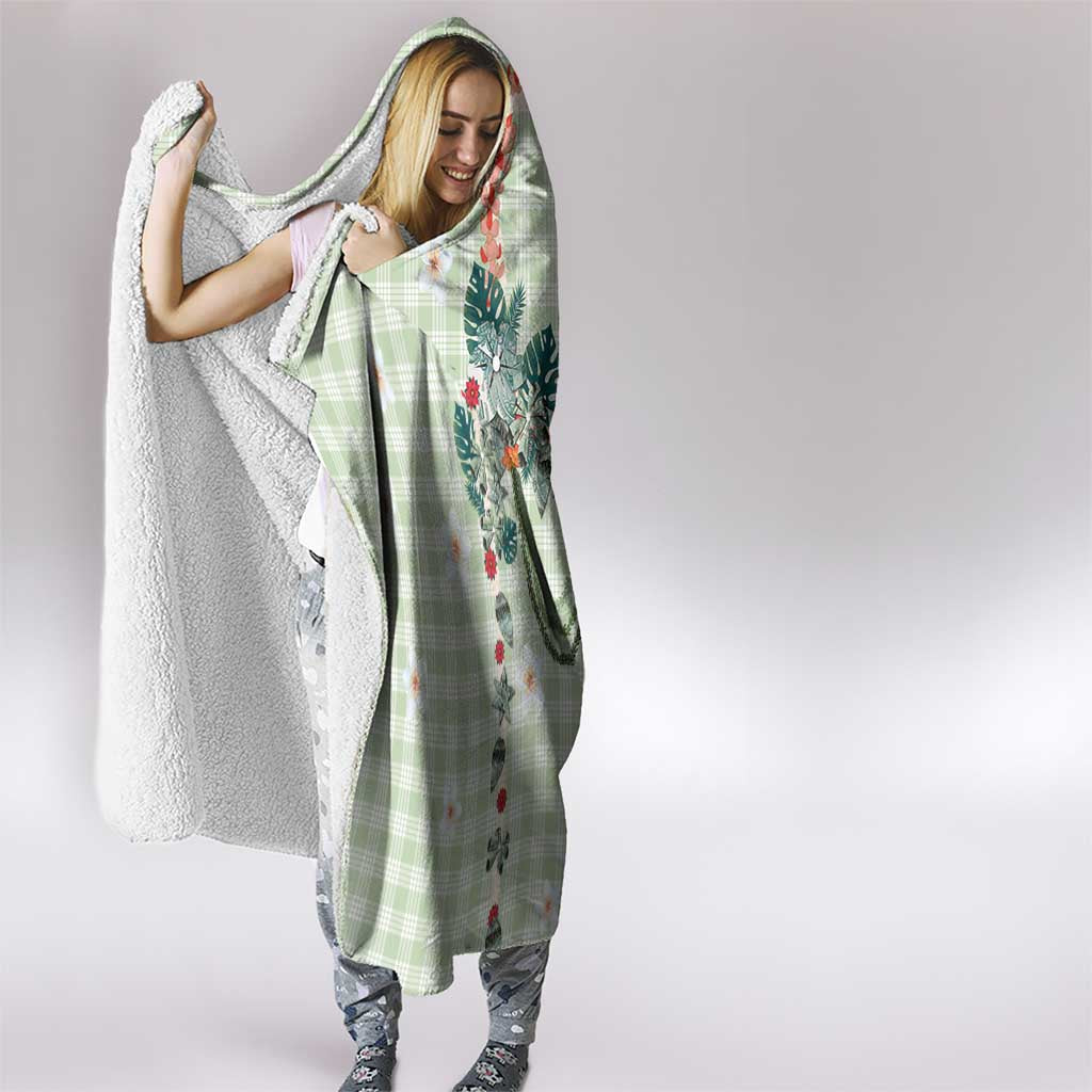 Sage Green Hawaiian Palaka Hooded Blanket Kukui Nut Money Lei - Polynesian Pride