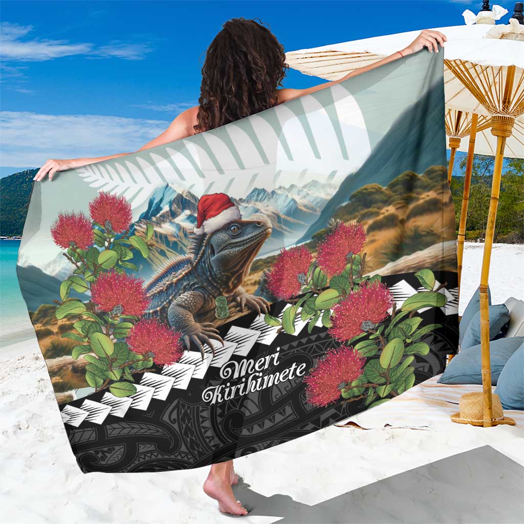 Meri Kirihimete Tuatara Sarong New Zealand Fern with Puhutukawa Flowers LT9 One Size 44 x 66 inches Green - Polynesian Pride