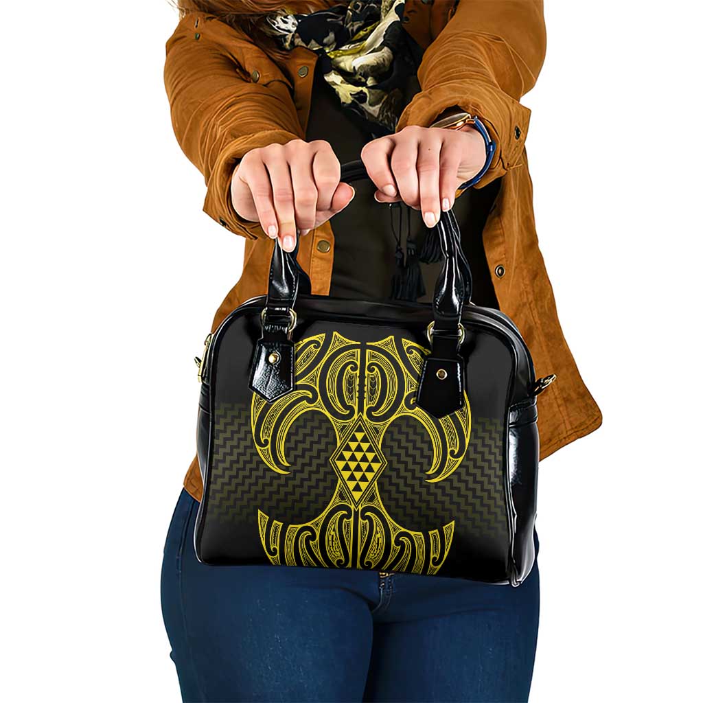 Mahi-dawg Maori Ta Moko Poutama Art Shoulder Handbag