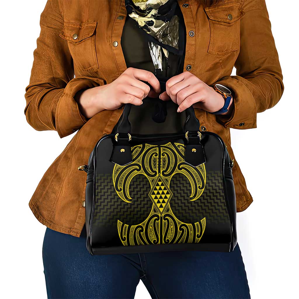 Mahi-dawg Maori Ta Moko Poutama Art Shoulder Handbag