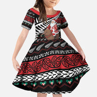New Zealand Kiwi Santa Christmas Family Matching Off Shoulder Maxi Dress and Hawaiian Shirt He Wairua Kirihimete LT9 Daughter's Dress Black - Polynesian Pride