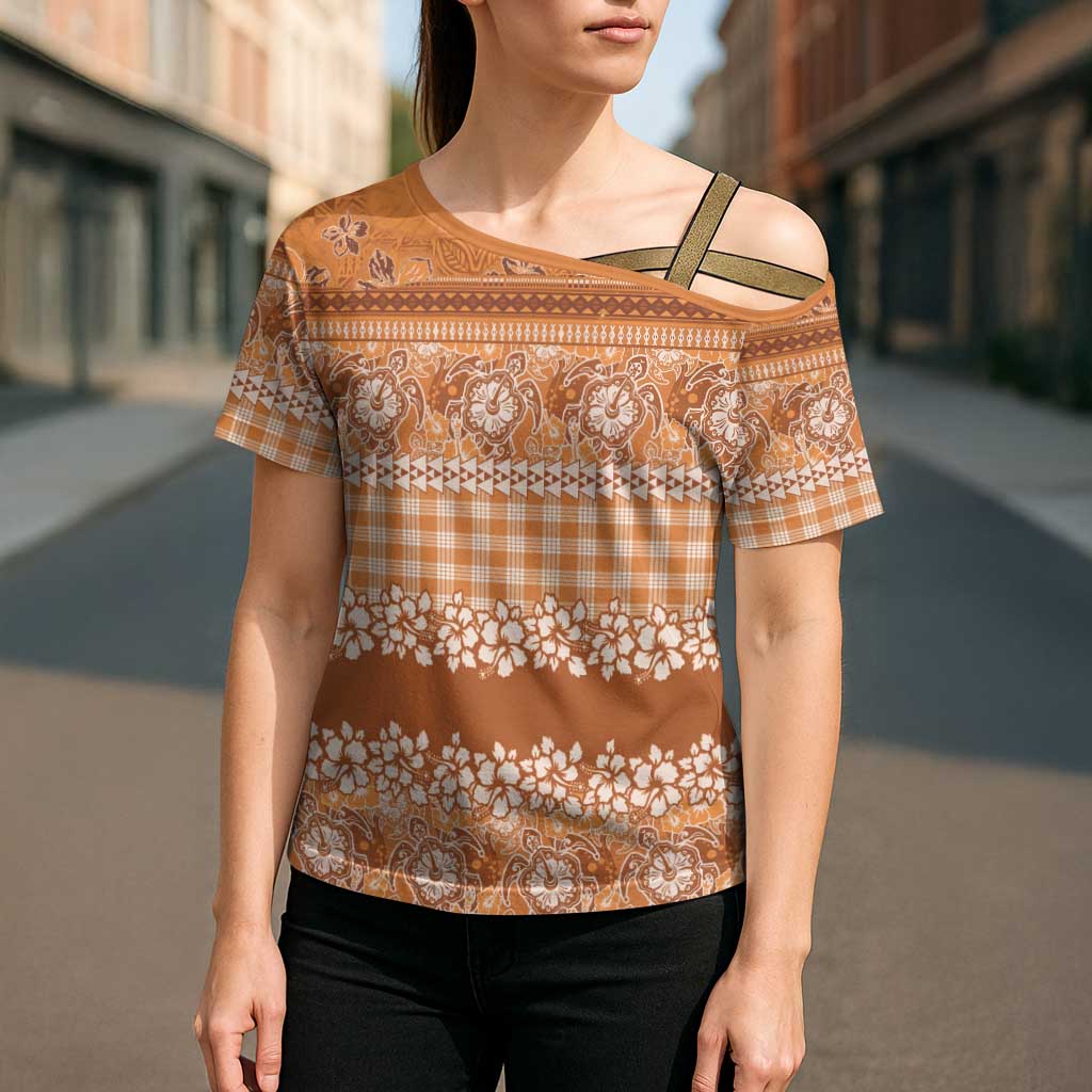 Hawaiian Hibiscus Honu Cross Shoulder Shirt Gold Mele Kalikimaka Palaka Spirit - Polynesian Pride