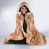 Hawaiian Hibiscus Honu Hooded Blanket Gold Mele Kalikimaka Palaka Spirit - Polynesian Pride