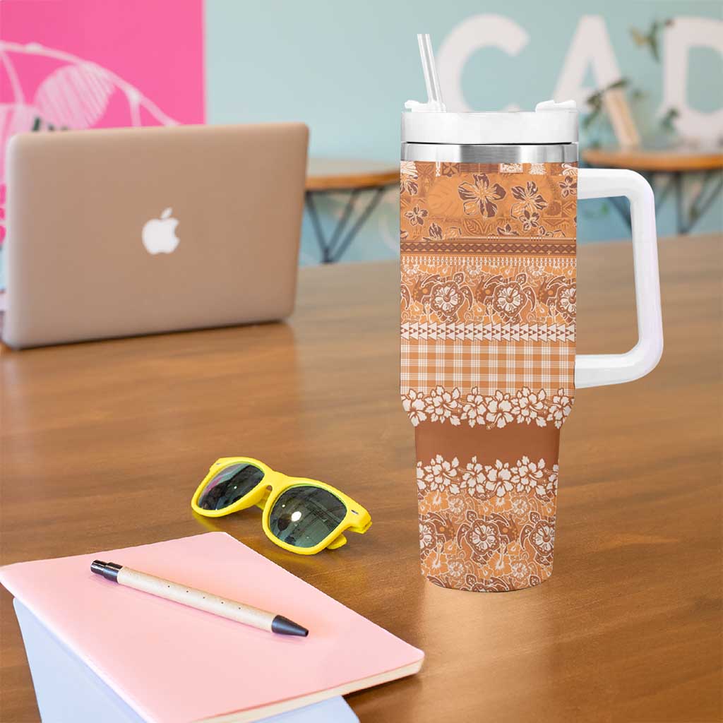 Hawaiian Hibiscus Honu Tumbler With Handle Gold Mele Kalikimaka Palaka Spirit - Polynesian Pride