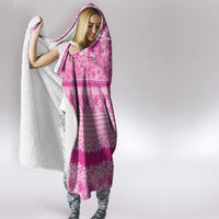 Hawaiian Hibiscus Honu Hooded Blanket Pink Mele Kalikimaka Palaka Spirit - Polynesian Pride