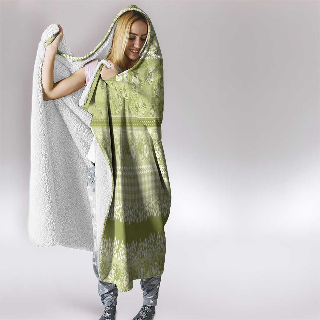 Hawaiian Hibiscus Honu Hooded Blanket Sage Green Mele Kalikimaka Palaka Spirit - Polynesian Pride
