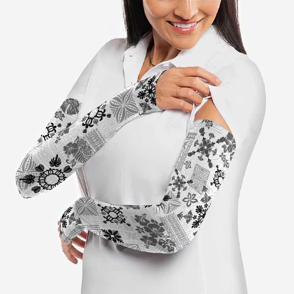 Hawaii Tapa Tribal Arm Sleeves With Hawaiian Quilt Pattern Black - Polynesian Pride