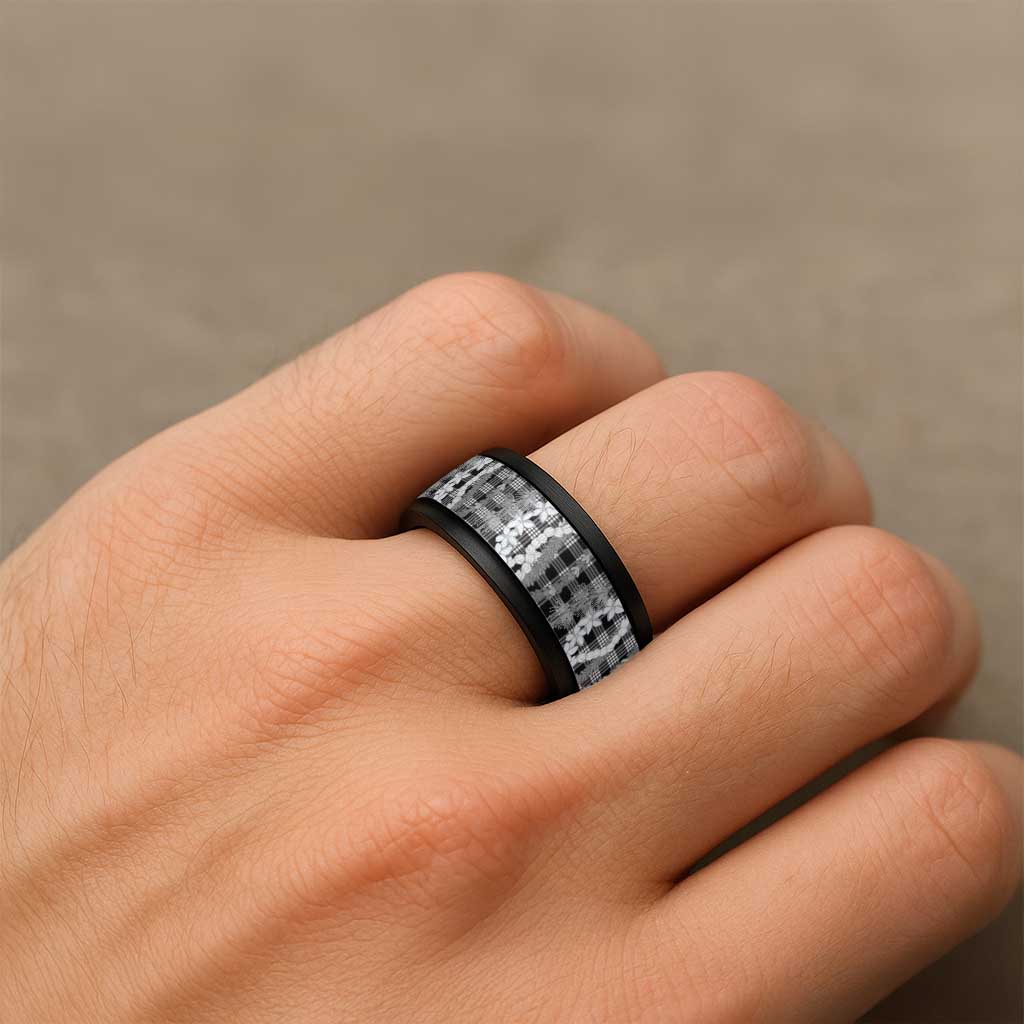 Hawaiian Ohia Lehua Lei Spinner Ring Plaid Palaka Eleele Pattern - Polynesian Pride