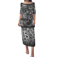Aotearoa Maori Hei Tiki Family Matching Puletasi and Hawaiian Shirt Kiwikiwi Kowhaiwhai Puhoro Motif LT9 Mom's Dress Grey - Polynesian Pride