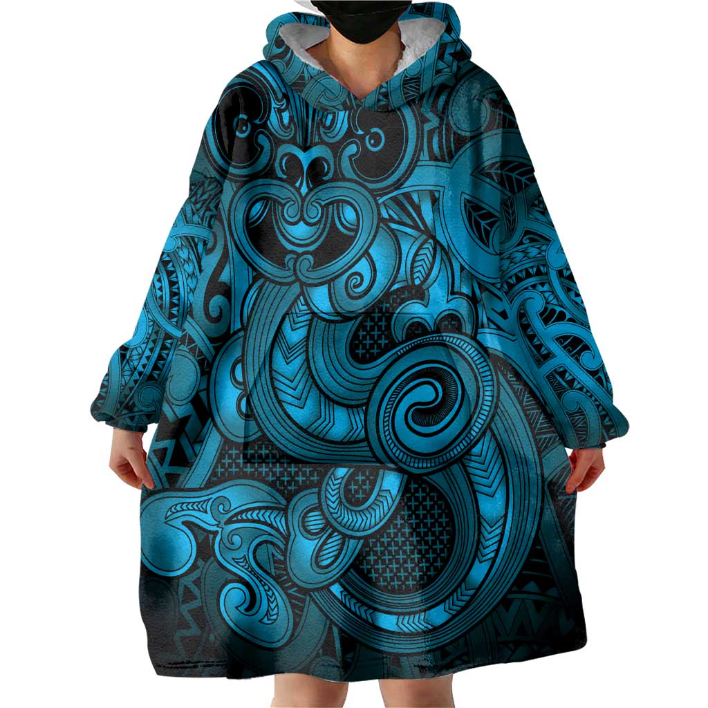Aotearoa Maori Hei Tiki Wearable Blanket Hoodie Kikorangi Kowhaiwhai Puhoro Motif LT9 - Polynesian Pride