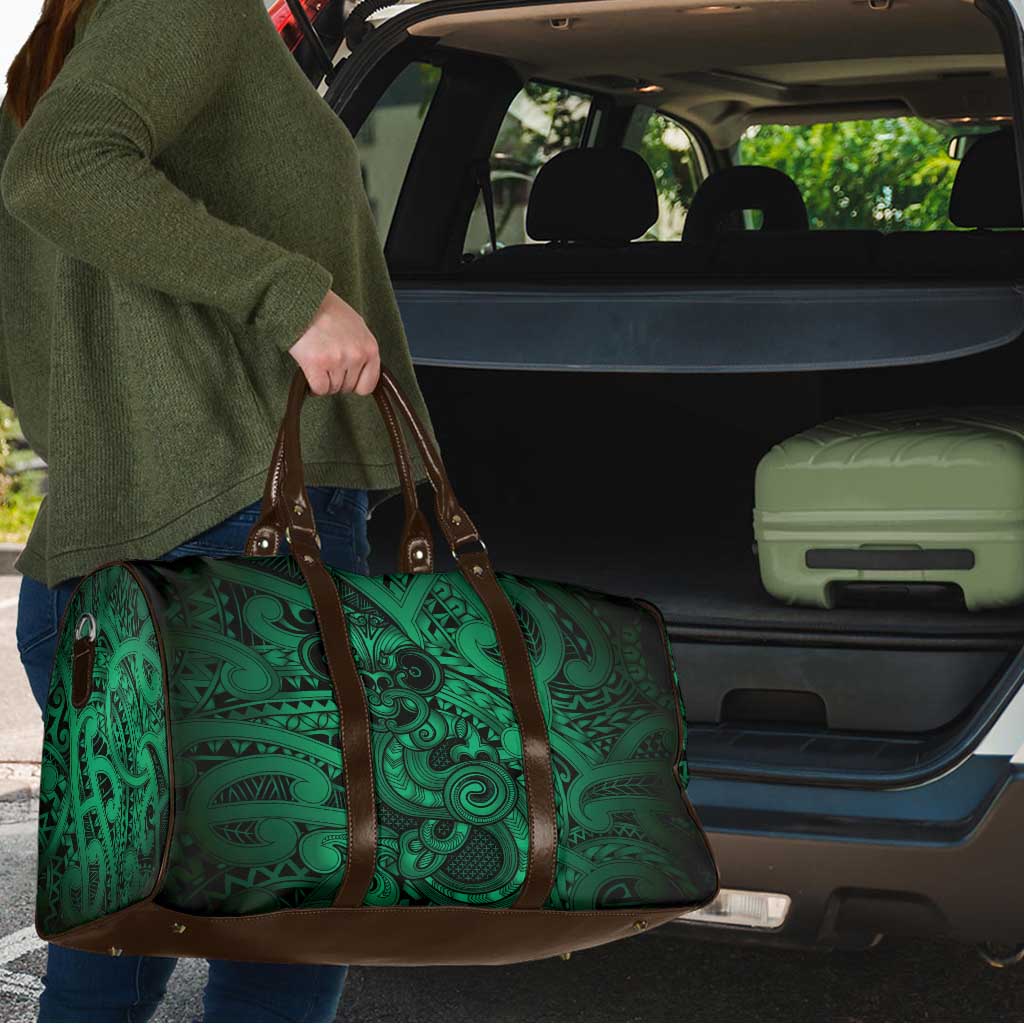 Aotearoa Maori Hei Tiki Travel Bag Kakariki Kowhaiwhai Puhoro Motif