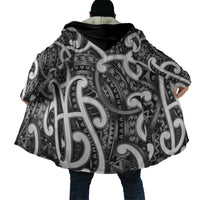 Aotearoa Maori Kowhaiwhai Cloak Kiwikiwi Puhoro and Patiki
