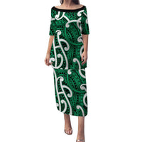 Aotearoa Maori Kowhaiwhai Family Matching Puletasi and Hawaiian Shirt Kakariki Puhoro and Patiki LT9 Mom's Dress Green - Polynesian Pride