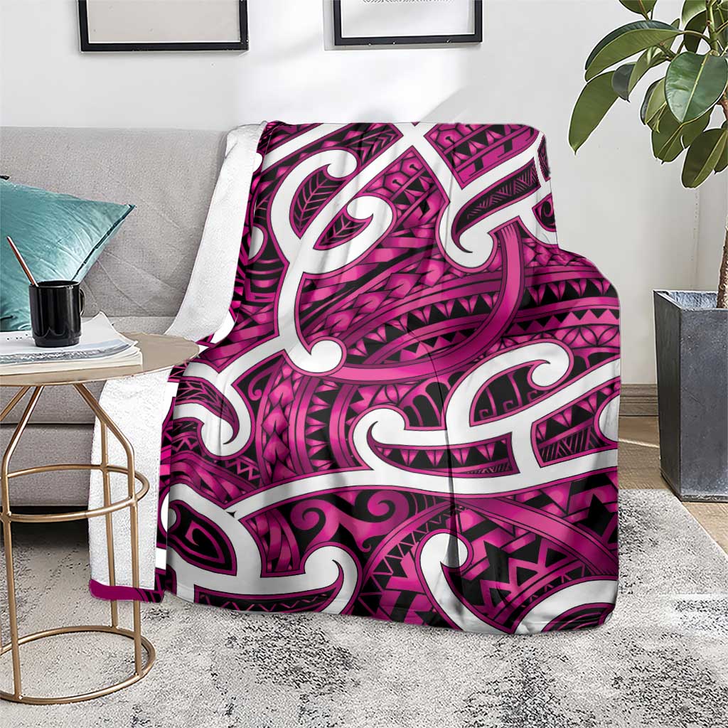 Aotearoa Maori Kowhaiwhai Blanket Mawhero Puhoro and Patiki