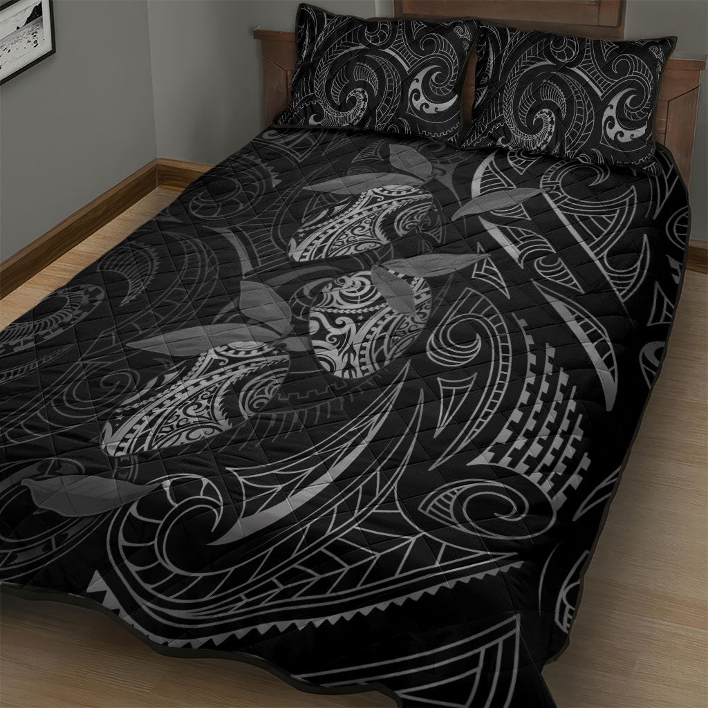Hawaiian Mango Tribal Tattoo Quilt Bed Set Black White Pacific Traditional Pattern