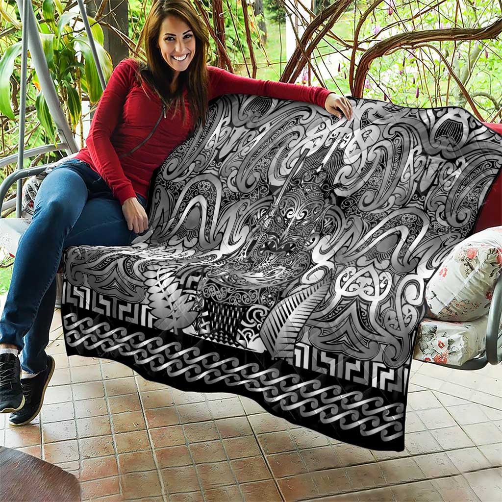 New Zealand Taiaha Maori Quilt Kiwikiwi Minimalist Silver Fern Tukutuku Motif LT9 - Polynesian Pride