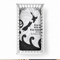Kia Haka Maori language Baby Bed Cover Te Reo Maori Inspired Art LT9 28 × 52 in white - Polynesian Pride