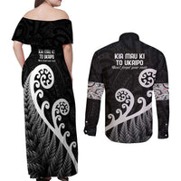 Kia Mau Ki To Ukaipo Couples Matching Off Shoulder Maxi Dress and Long Sleeve Button Shirt Te Reo Maori Koru Fern Art LT9 - Polynesian Pride