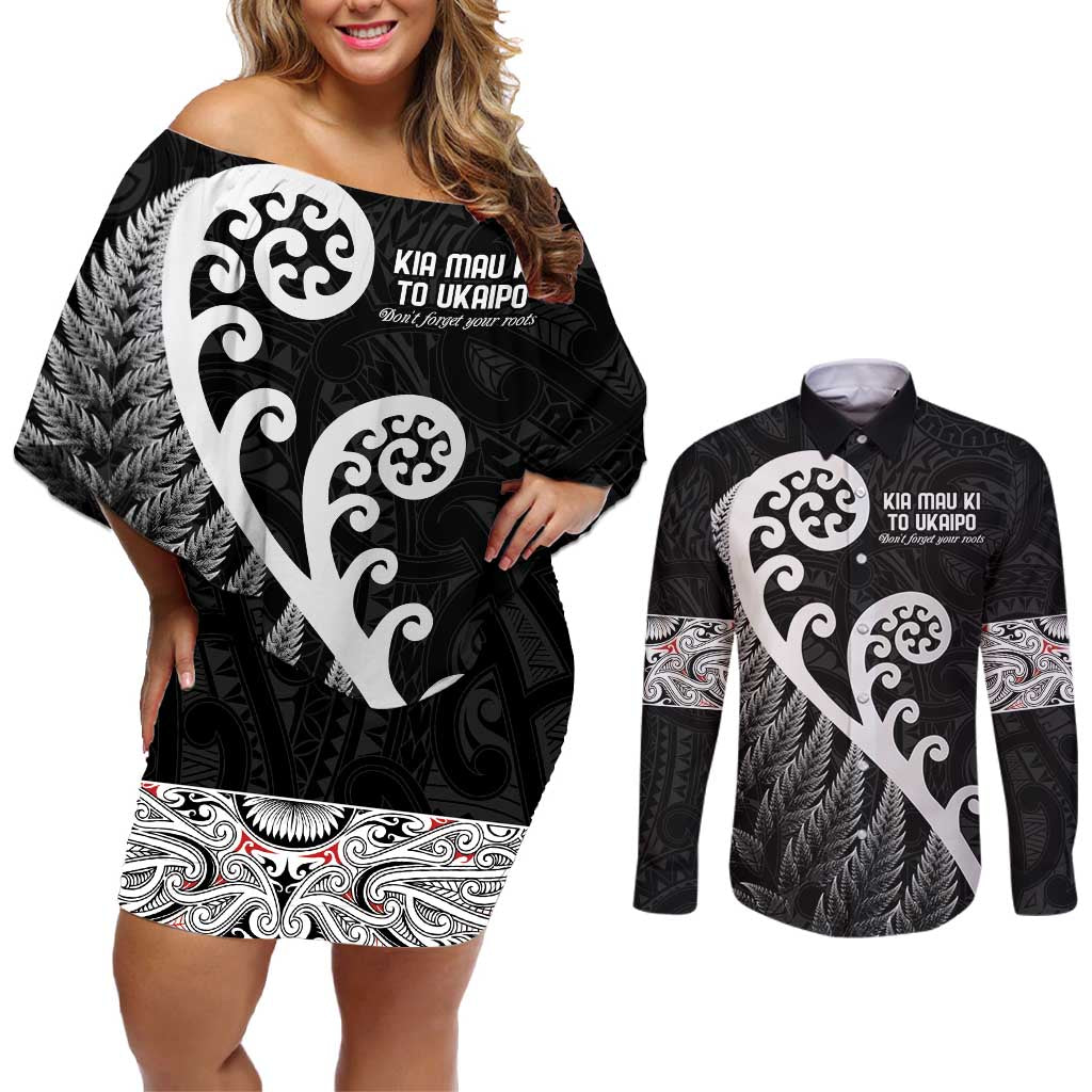 Kia Mau Ki To Ukaipo Couples Matching Off Shoulder Short Dress and Long Sleeve Button Shirt Te Reo Maori Koru Fern Art LT9 Black - Polynesian Pride