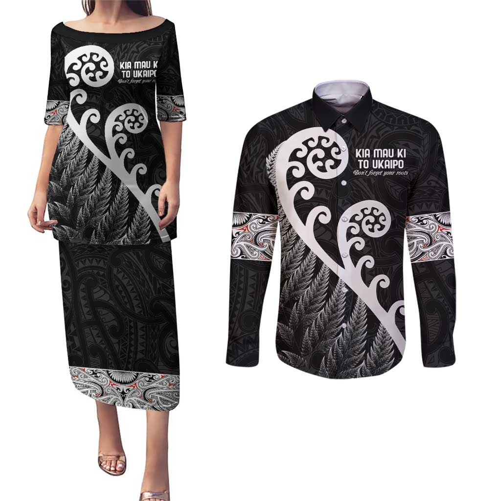 Kia Mau Ki To Ukaipo Couples Matching Puletasi and Long Sleeve Button Shirt Te Reo Maori Koru Fern Art LT9 Black - Polynesian Pride