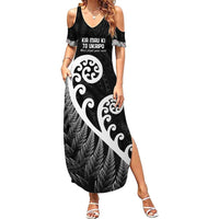 Kia Mau Ki To Ukaipo Family Matching Summer Maxi Dress and Hawaiian Shirt Te Reo Maori Koru Fern Art LT9 Mom's Dress Black - Polynesian Pride