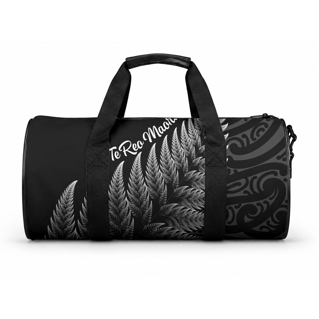 New Zealand Te Reo Māori Duffle Bag Simple Black Fern LT9 One size Black - Polynesian Pride