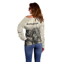Whanau Maori Language Off Shoulder Sweater Te Reo Maori Inspired Art