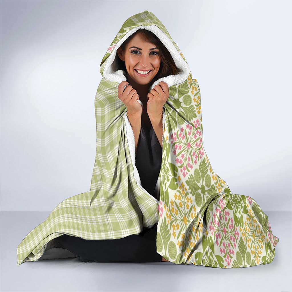 Aloha Vintage Palaka Floral Hawaiian Quilt Hooded Blanket Omaomao Motif - Polynesian Pride