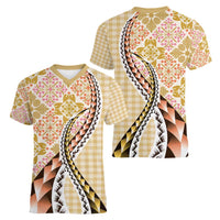 Aloha Vintage Palaka Floral Hawaiian Quilt Women V-Neck T-Shirt Melemele Motif LT9 - Polynesian Pride