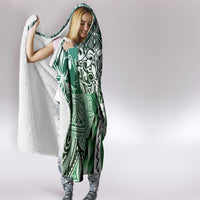 Aloha Vintage Plumeria Hawaiian Tapa Pattern Hooded Blanket Green Hawaiian Tapa Pattern - Polynesian Pride