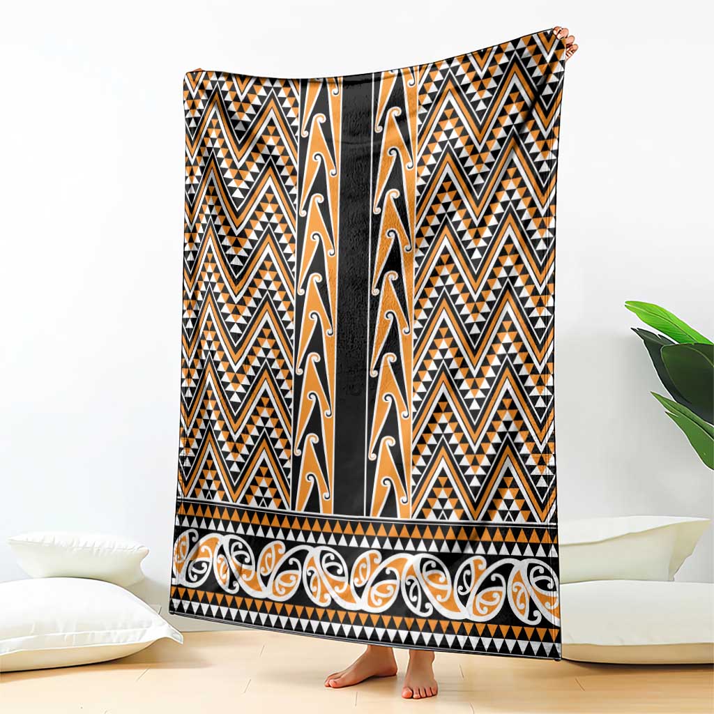 New Zealand Maori Niho Taniwha Blanket Karaka Mangopare and Puhoro Pattern