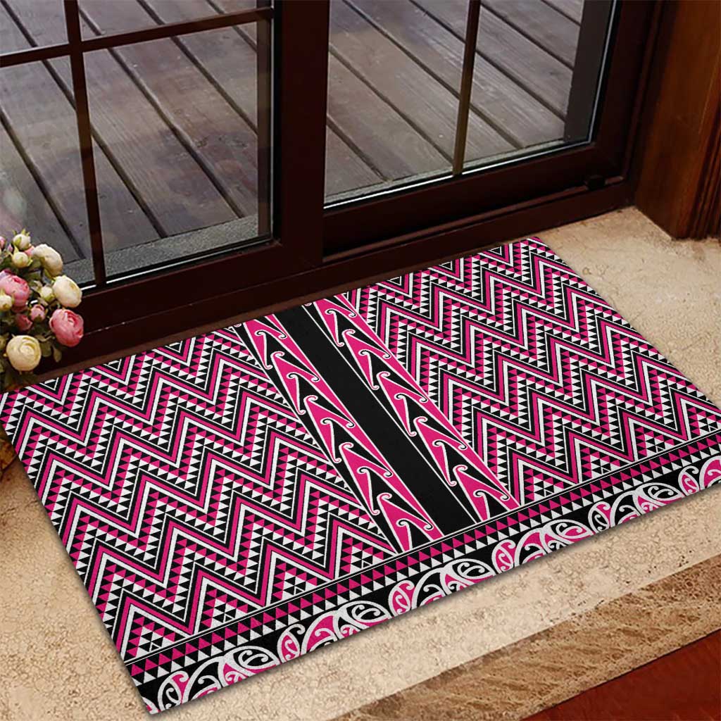 New Zealand Maori Niho Taniwha Rubber Doormat Mawhero Mangopare and Puhoro Pattern