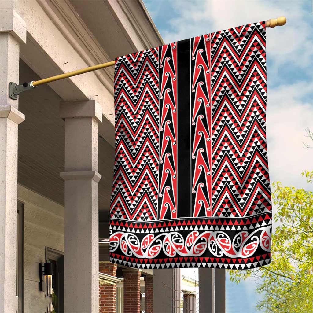 New Zealand Maori Niho Taniwha Garden Flag Whero Mangopare and Puhoro Pattern