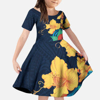 Polynesian Hibiscus Flower Waves Pattern Kid Short Sleeve Dress