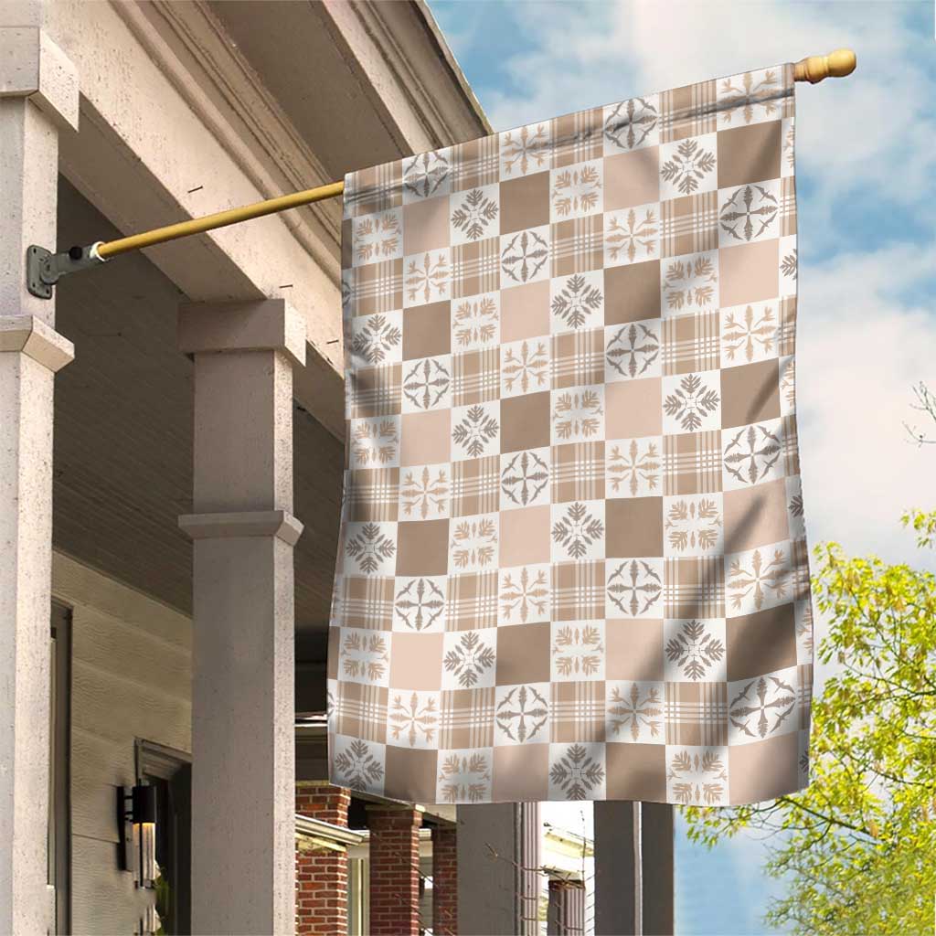 Hawaiian Palaka Quilt Pattern Garden Flag Hawaii Culture Bird of Paradise Exotic Motif - Polynesian Pride