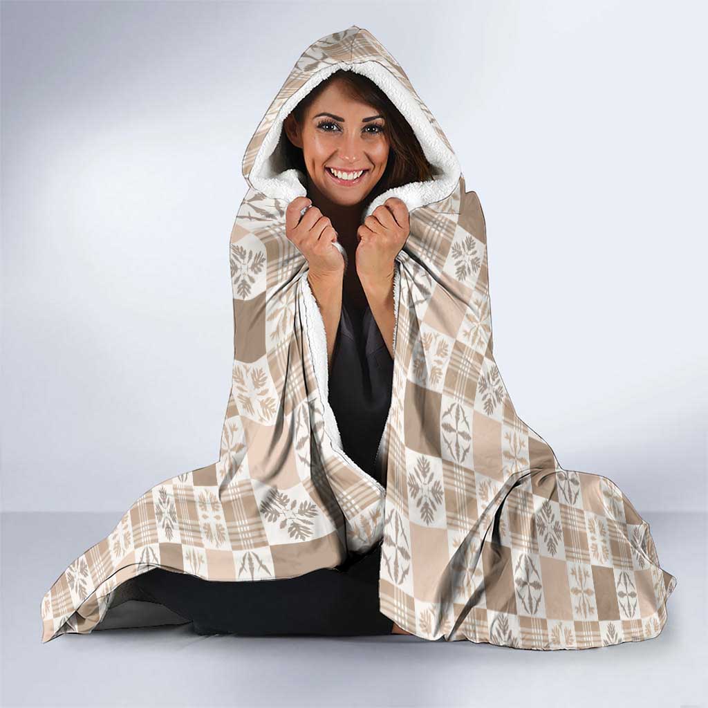 Hawaiian Palaka Quilt Pattern Hooded Blanket Hawaii Culture Bird of Paradise Exotic Motif - Polynesian Pride